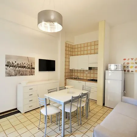 Apartamento Magica Immobiliare - Bagni Miramare 21 *